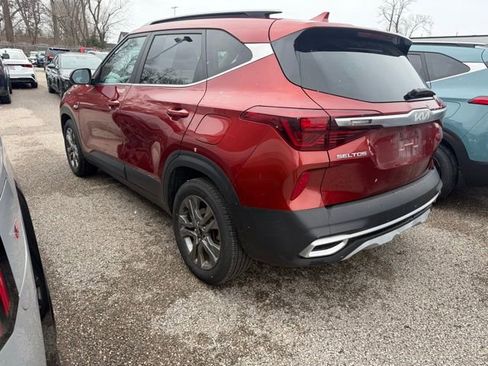 Certified 2023 Kia Seltos S w/ Navigation Package image 4