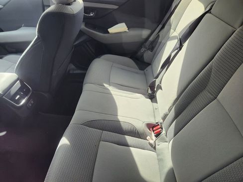 Used 2022 Subaru Outback Premium image 16