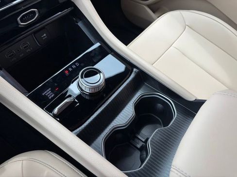 New 2026 Jeep Grand Cherokee L Limited AWD/4WD image 23