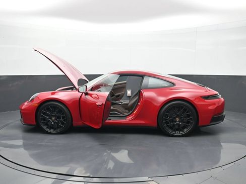Certified 2026 Porsche 911 Carrera 4 GTS AWD/4WD image 24
