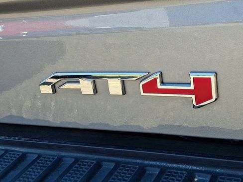 Used 2026 GMC Sierra 1500 AT4 w/ AT4 Premium Package AWD/4WD image 15