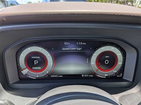 Used 2022 Nissan Rogue Platinum w/ Head-Up Display Package FWD image 28