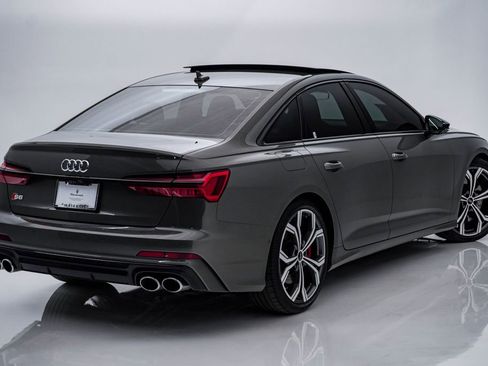 Used 2024 Audi S6 Premium Plus w/ Premium Plus Package image 11