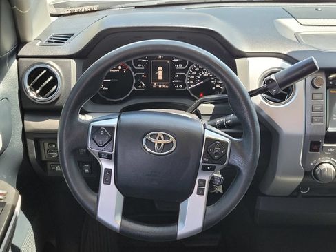 Used 2018 Toyota Tundra SR5 RWD image 11