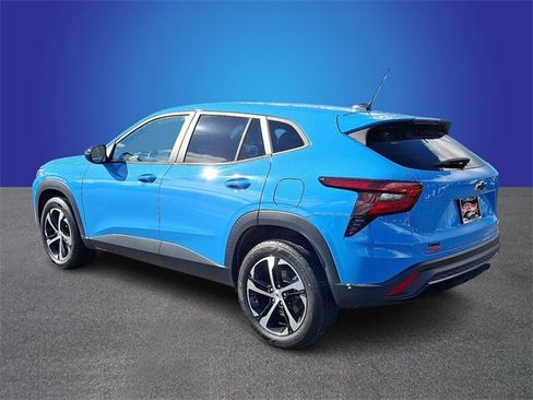 Used 2024 Chevrolet Trax RS w/ Driver Confidence Package image 6