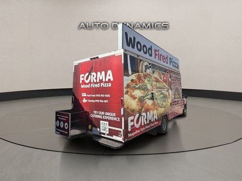 Used 2009 Ford E-350 and Econoline 350 Super Duty image 5