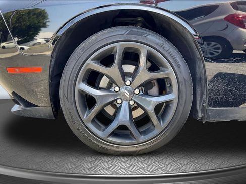 Used 2020 Dodge Challenger SXT w/ Blacktop Package RWD image 9
