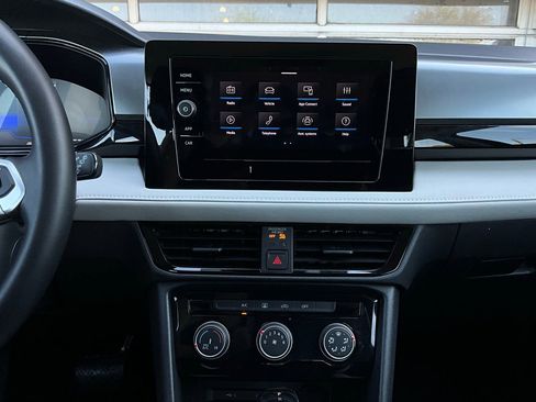 Used 2025 Volkswagen Taos S image 24