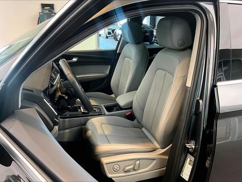 Used 2023 Audi Q5 2.0T Premium Plus w/ Premium Plus Package image 8