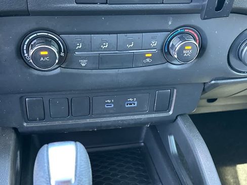 Certified 2024 Nissan Frontier S image 21