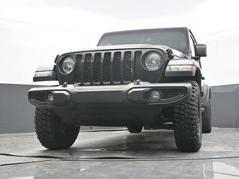 Used 2023 Jeep Gladiator Sport AWD/4WD image 51