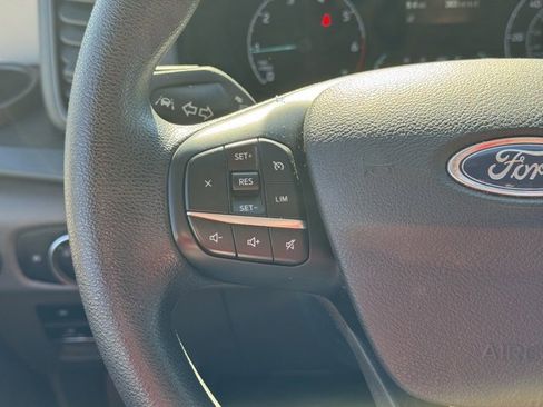 Used 2023 Ford Transit 350 XLT image 22