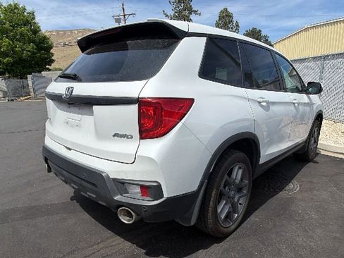 Used 2023 Honda Passport EX-L image 2