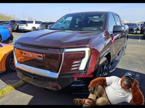 Used 2026 GMC Sierra EV Denali AWD/4WD image 1