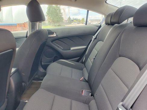 Used 2018 Kia Forte LX w/ LX Rear Camera Package image 25
