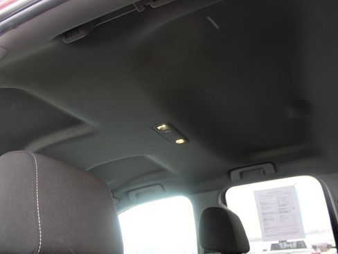 Used 2018 Chevrolet Silverado 1500 LT w/ All Star Edition image 32