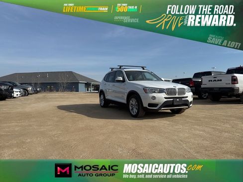 Used 2017 BMW X3 xDrive28i image 1