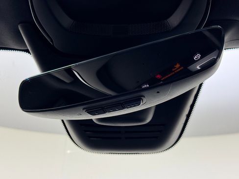 Used 2023 Volvo XC90 T8 Ultimate image 33