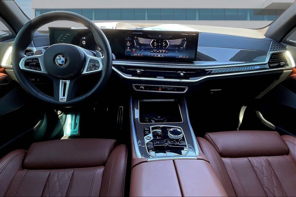 Used 2025 BMW X5 M60i AWD/4WD image 7