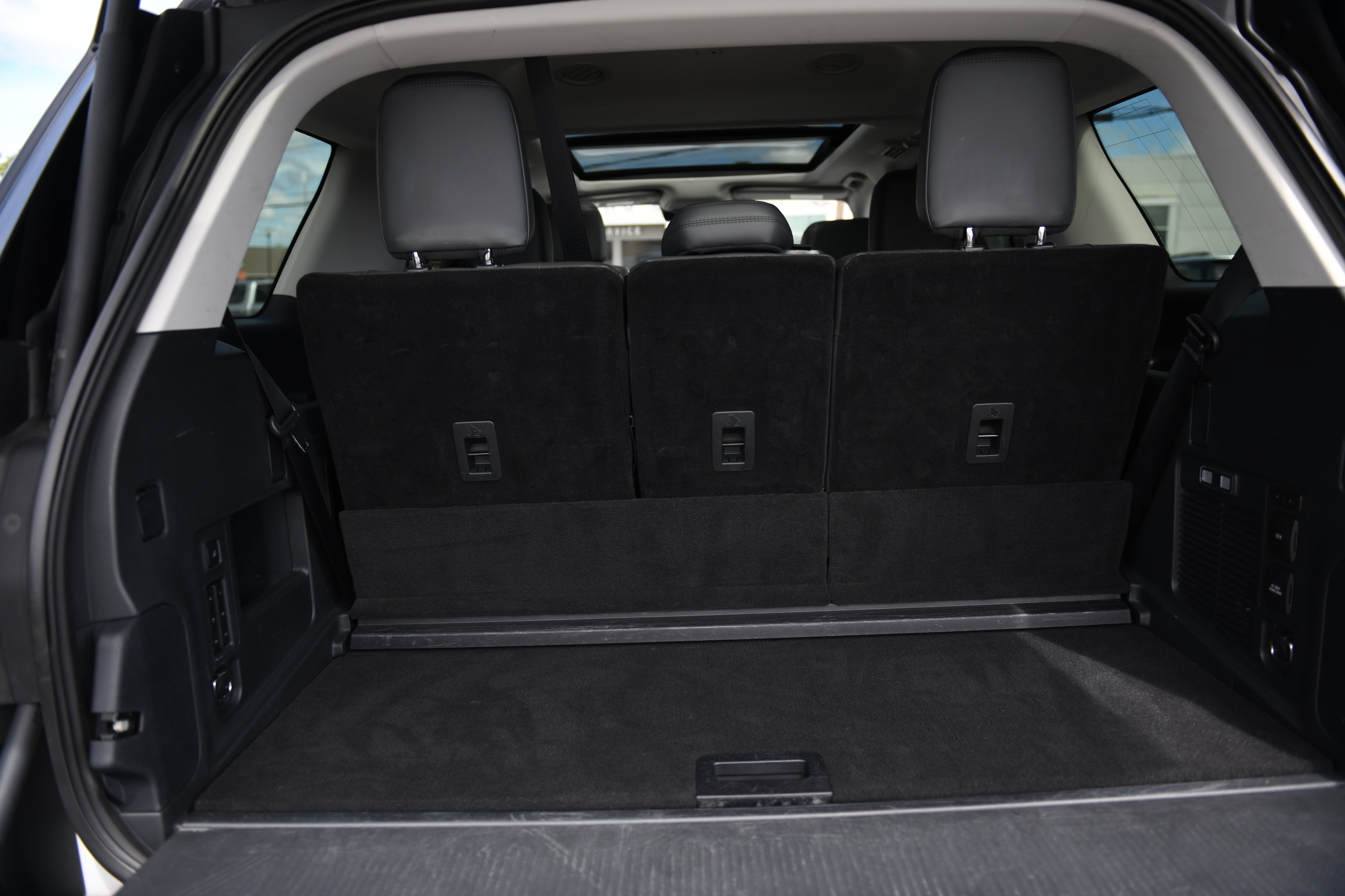 Used 2025 Ford Expedition Active AWD/4WD image 13
