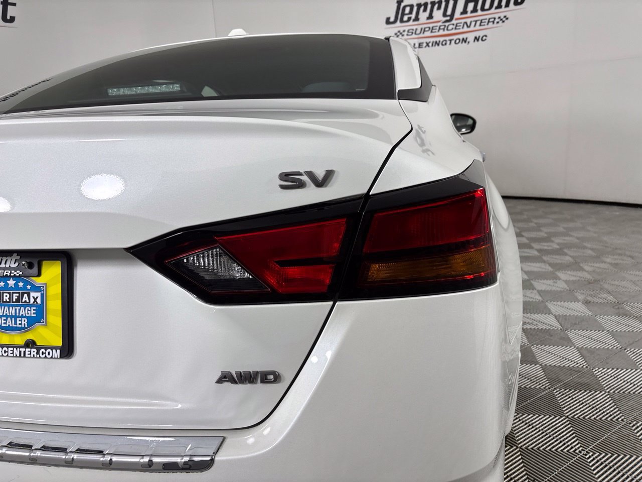 Used 2023 Nissan Altima 2.5 SV AWD/4WD image 33