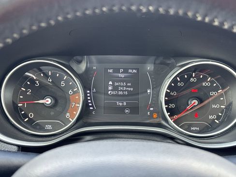 Used 2019 Jeep Compass Latitude image 28