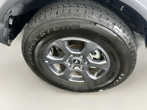 Used 2025 Ford Bronco Big Bend image 11