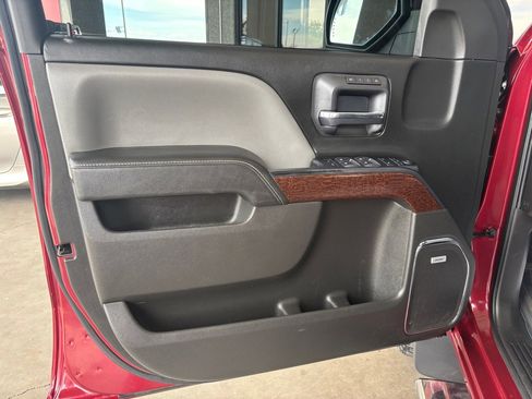 Used 2015 GMC Sierra 1500 SLT w/ SLT Crew Cab Value Package image 15