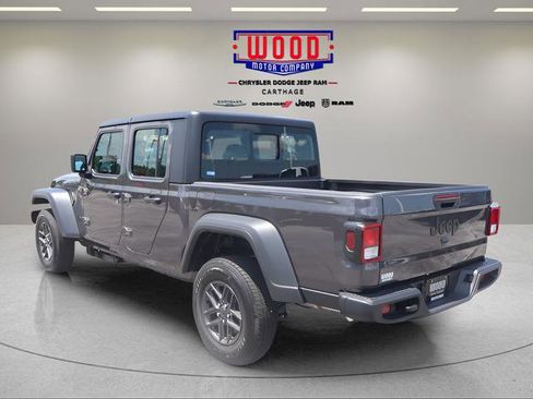 New 2026 Jeep Gladiator Sport AWD/4WD image 5