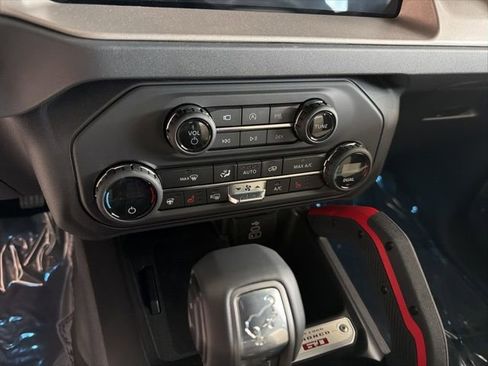 New 2026 Ford Bronco Outer Banks w/ Sasquatch Package AWD/4WD image 18
