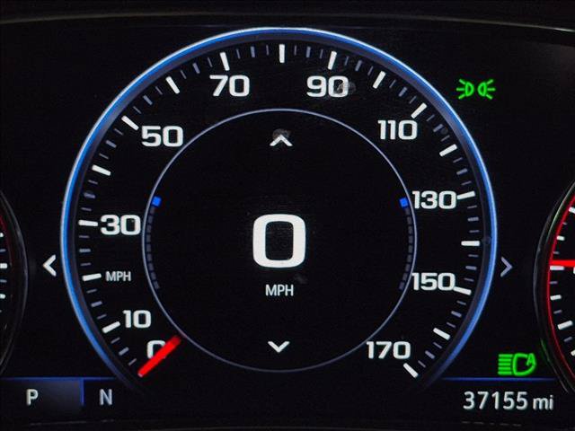 Used 2023 Chevrolet Traverse Premier FWD image 9