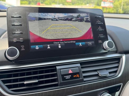 Used 2021 Honda Accord EX-L image 21