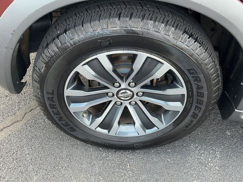 Used 2018 Nissan Armada SL w/ Premium Package AWD/4WD image 6