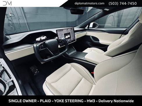 Used 2022 Tesla Model S Plaid AWD/4WD image 16