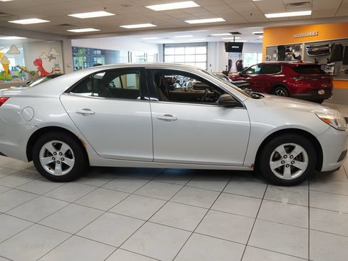 Used 2013 Chevrolet Malibu LS FWD image 12