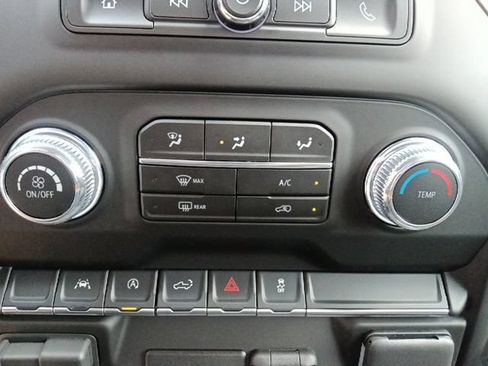 Used 2026 GMC Sierra 1500 Pro w/ Pro Value Package AWD/4WD image 23