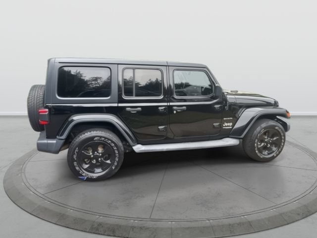 Used 2018 Jeep Wrangler Unlimited Sahara AWD/4WD image 7