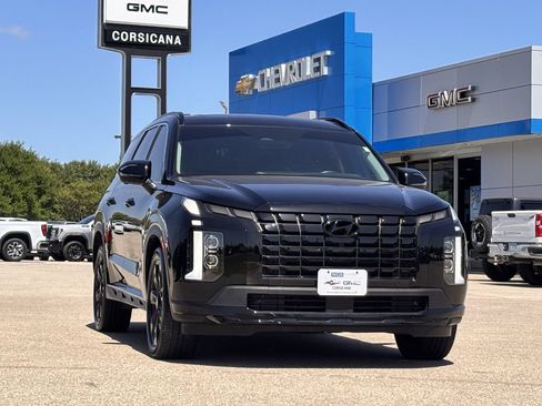 Used 2025 Hyundai Palisade XRT FWD image 2