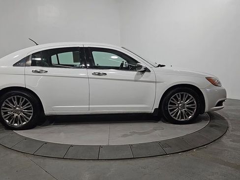 Used 2012 Chrysler 200 Limited image 7