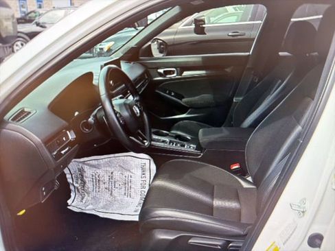 Used 2024 Honda Civic Sport image 6