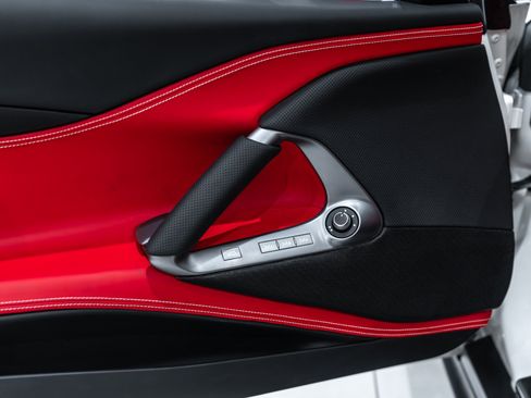 Used 2023 Ferrari 812 GTS RWD image 31
