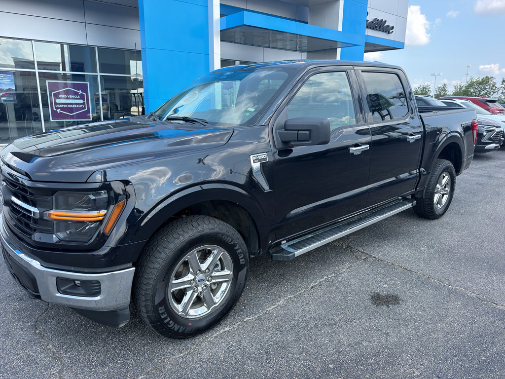 Used 2025 Ford F150 XLT w/ Equipment Group 301A Standard AWD/4WD image 2