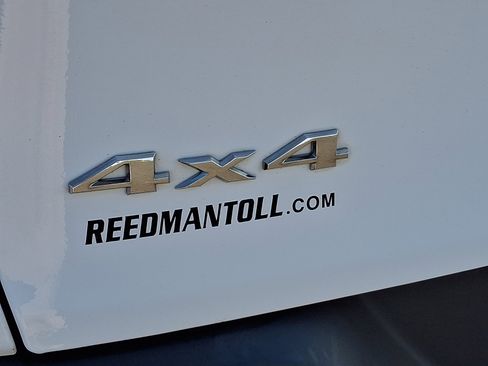 Used 2017 Jeep Cherokee Latitude w/ Comfort/Convenience Group image 33