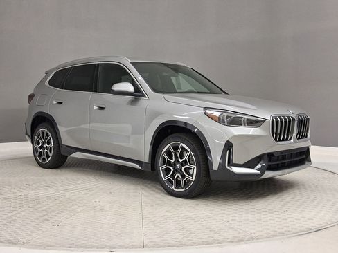 New 2026 BMW X1 xDrive28i w/ Convenience Package AWD/4WD image 5