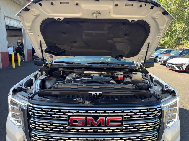 Used 2023 GMC Sierra 3500 Denali w/ Denali Ultimate Package AWD/4WD image 19