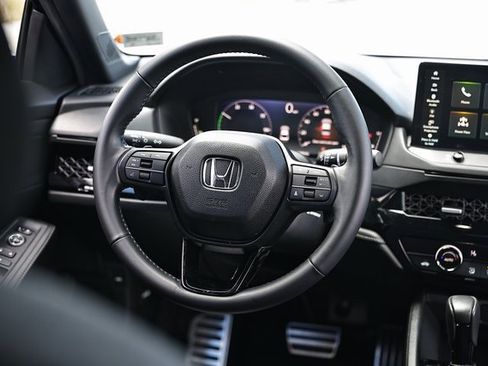 Used 2024 Honda Accord Sport image 28