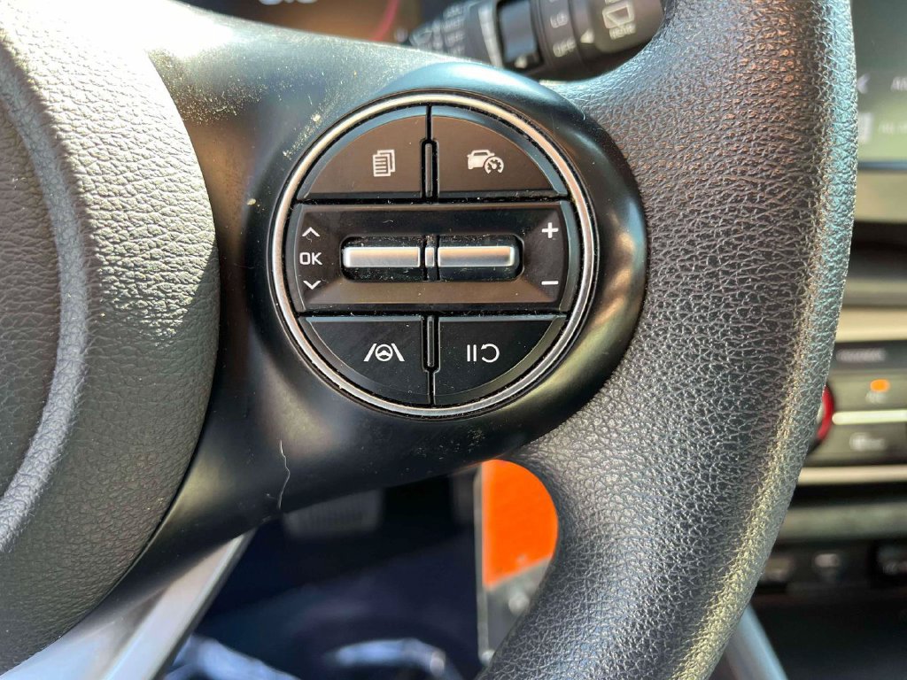 Used 2023 Kia Soul LX FWD image 18
