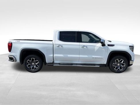 New 2026 GMC Sierra 1500 SLT image 8