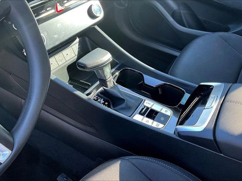 Used 2025 Hyundai Tucson SEL image 17