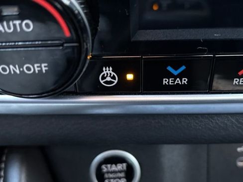 Certified 2022 Nissan Rogue SL w/ SL Premium Package image 20